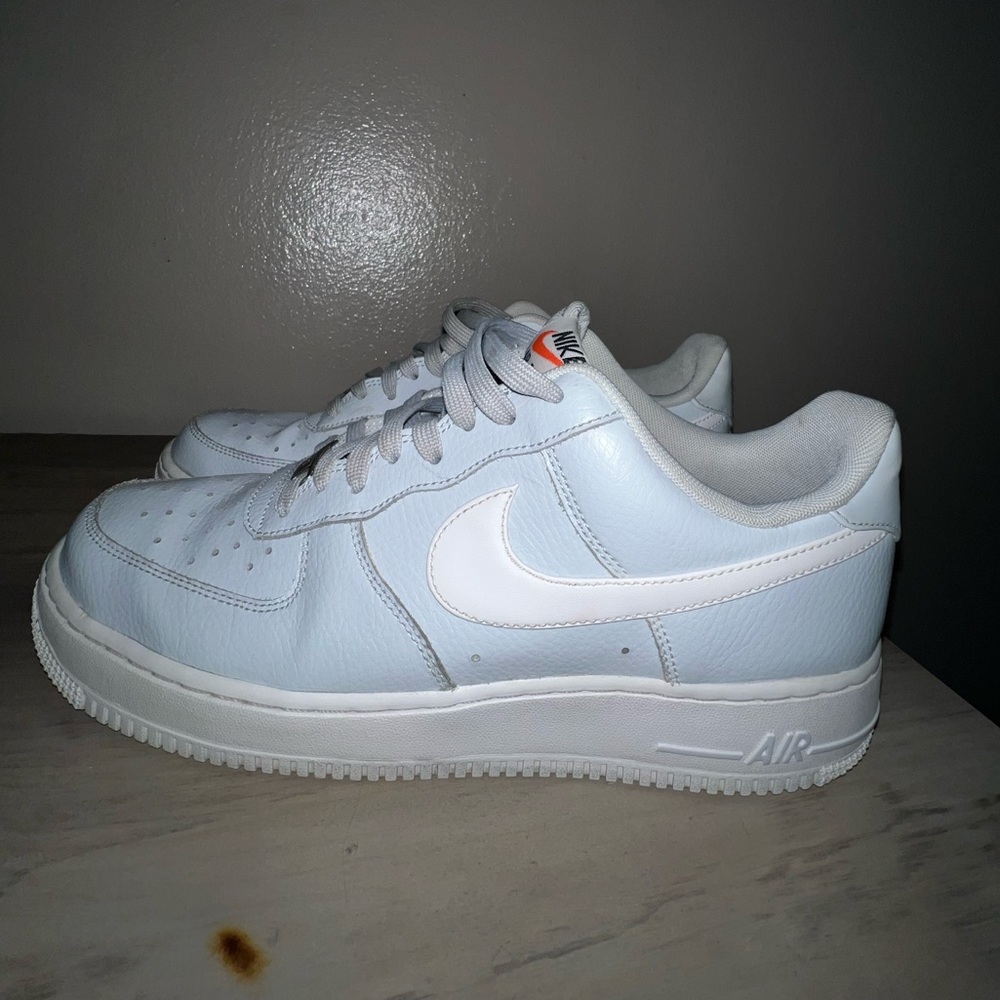 Air Force 1 Mens size 9 baby blue